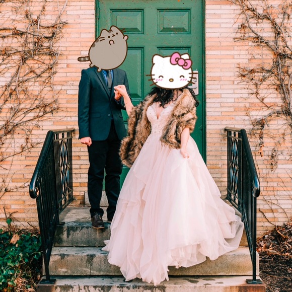 Faux fur wrap/shawl - Picture 9 of 10